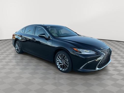 2025 Lexus ES 300h Ultra Luxury