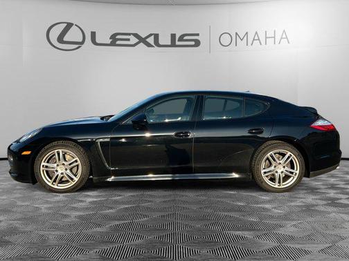2012 Porsche Panamera 4
