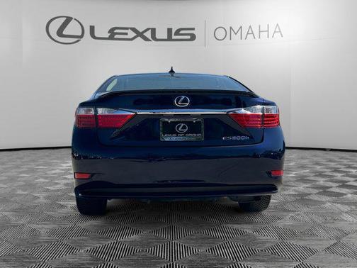 2013 Lexus ES 300h Base
