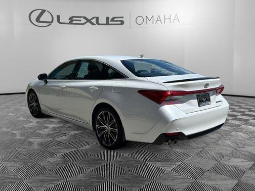 2022 Toyota Avalon Touring