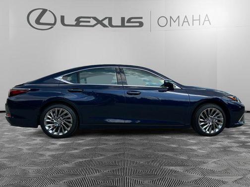 2024 Lexus ES 350 Ultra Luxury