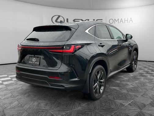 2026 Lexus NX 450h+ Luxury