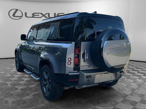 2023 Land Rover Defender 110 X-Dynamic SE