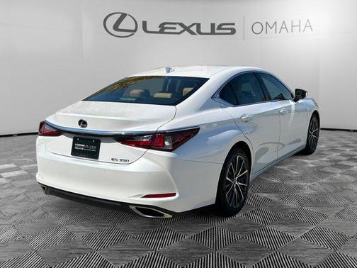 2023 Lexus ES 350 Premium