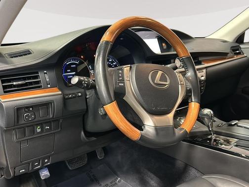 2013 Lexus ES 300h Base