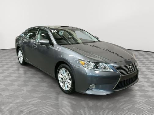 2013 Lexus ES 300h Base