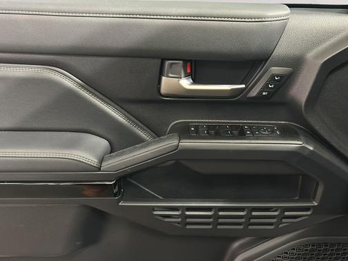 Wind Chill Pearl 2025 Toyota 4Runner Limited