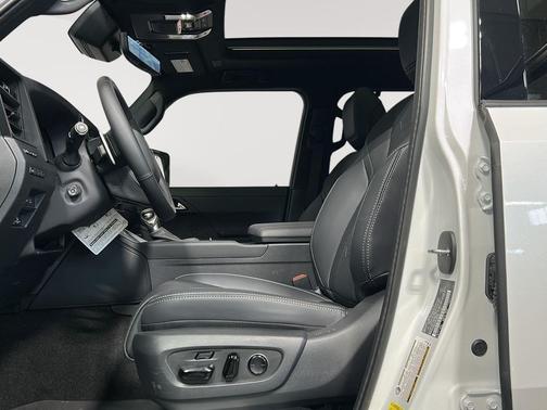Eminent White Pearl 2025 Lexus GX 550 Luxury+