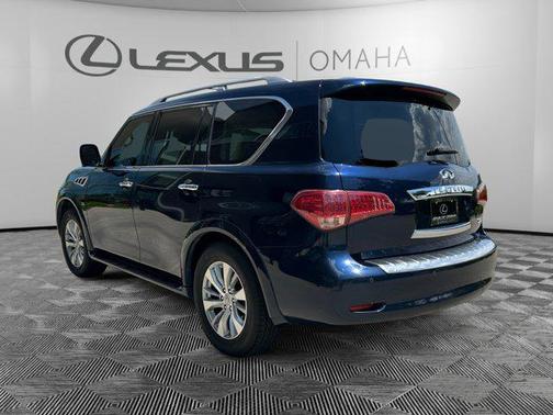 2016 INFINITI QX80 Base