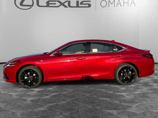 2025 Lexus ES 300h F SPORT Design