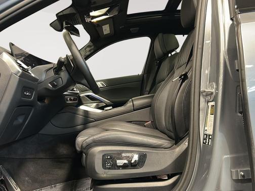 Skyscraper Grey Metallic 2025 BMW X6 M60i