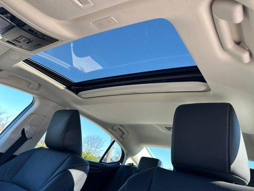 2023 Lexus ES 350 Premium