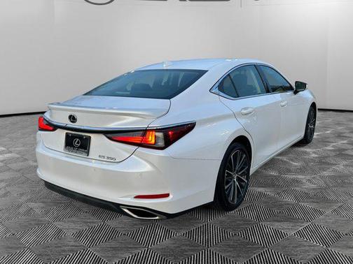 2023 Lexus ES 350 Premium