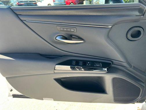 2023 Lexus ES 350 Premium