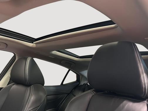 Carnelian Red Tintcoat 2019 Nissan Maxima 3.5 Platinum