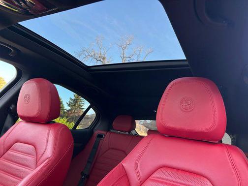 2022 Alfa Romeo Stelvio Ti