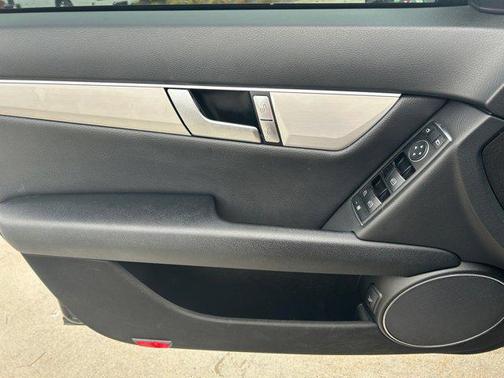 2012 Mercedes-Benz C-Class C 300 Premium AWD w/ Sport Package