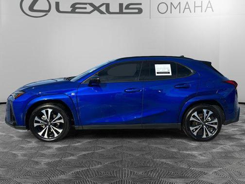 2025 Lexus UX 300h F SPORT Design