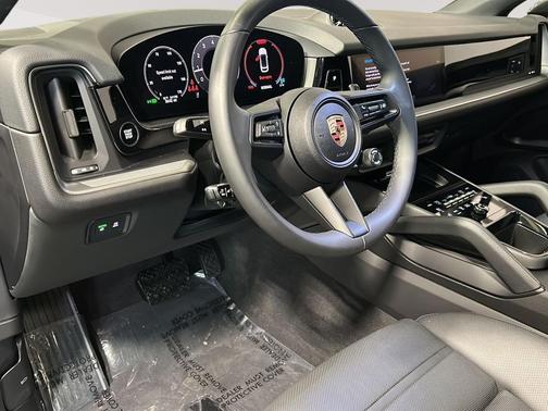 2025 Porsche Cayenne Cayenne