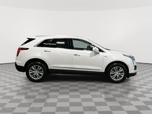Crystal White Tricoat 2022 Cadillac XT5 Premium Luxury