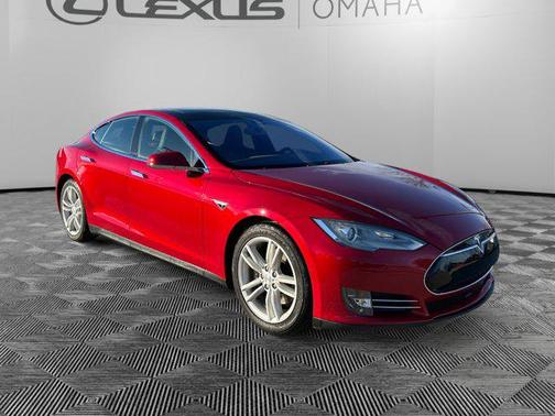 2015 Tesla Model S 85D