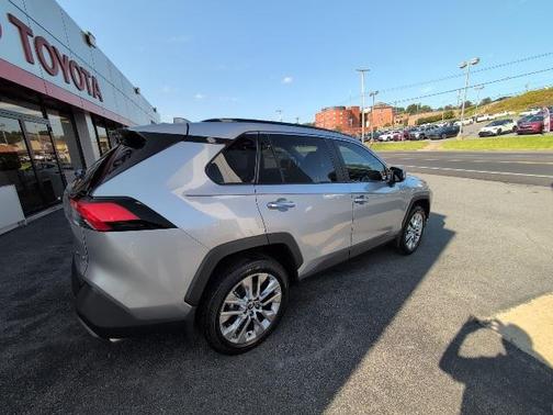 2024 Toyota RAV4 Limited