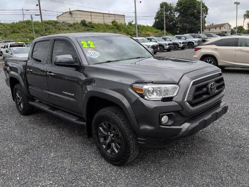 2022 Toyota Tacoma SR5