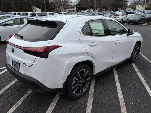2026 Lexus UX 300h Premium