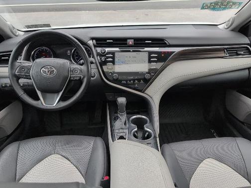 2020 Toyota Camry XLE