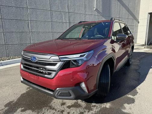 Crimson Red Pearl 2025 Subaru Forester Limited