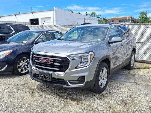 Sterling Metallic 2023 GMC Terrain SLE
