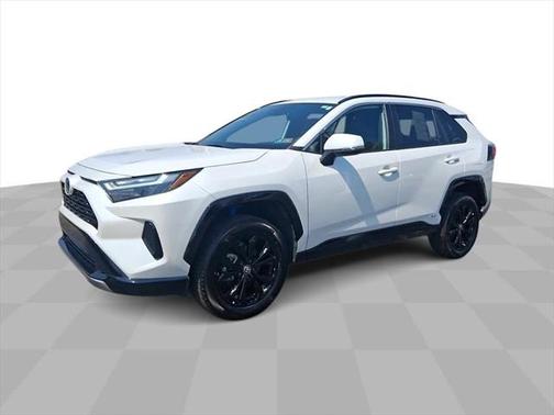 2023 Toyota RAV4 Hybrid SE