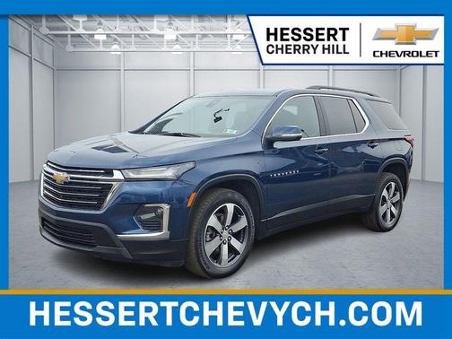 2023 Chevrolet Traverse LT Leather