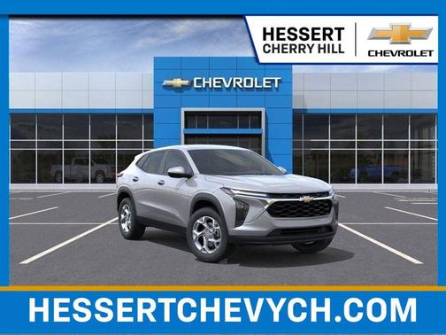 2025 Chevrolet Trax LS