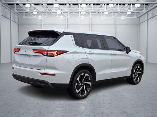 2022 Mitsubishi Outlander ES 2.5 S-AWC