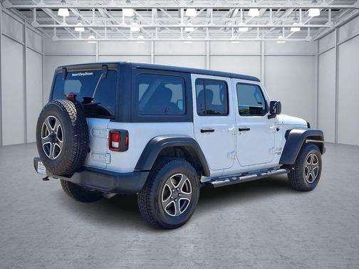 Bright White Clearcoat 2021 Jeep Wrangler Unlimited Sport