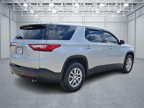 2021 Chevrolet Traverse LS
