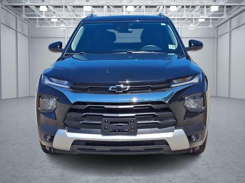 Mosaic Black Metallic 2022 Chevrolet Trailblazer LT