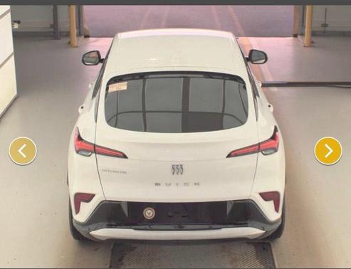 Summit White 2025 Buick Envista Sport Touring FWD