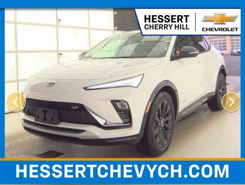 Summit White 2025 Buick Envista Sport Touring FWD