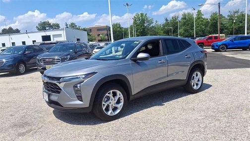 2025 Chevrolet Trax LS
