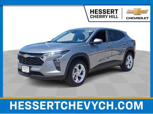 2025 Chevrolet Trax LS