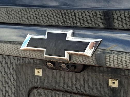 Mosaic Black Metallic 2021 Chevrolet Traverse RS