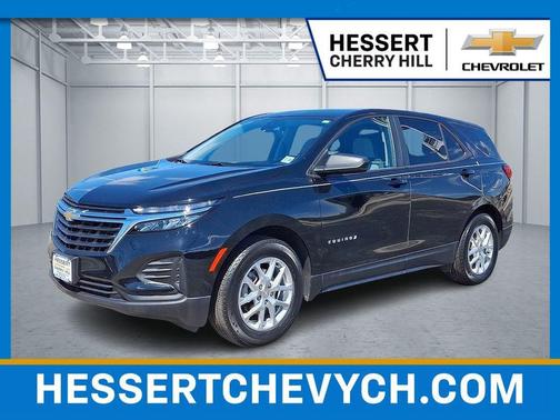 Mosaic Black Metallic 2023 Chevrolet Equinox LS