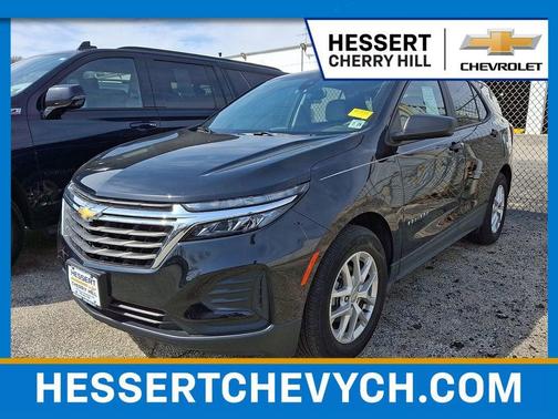 Mosaic Black Metallic 2023 Chevrolet Equinox LS