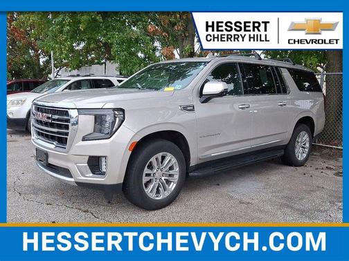 2023 GMC Yukon XL SLT
