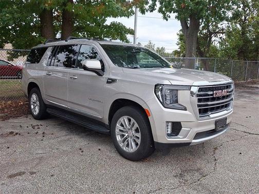 2023 GMC Yukon XL SLT