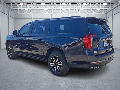 2023 GMC Yukon XL 4WD AT4