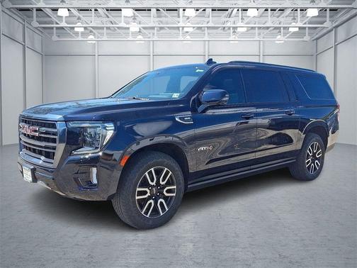 2023 GMC Yukon XL 4WD AT4