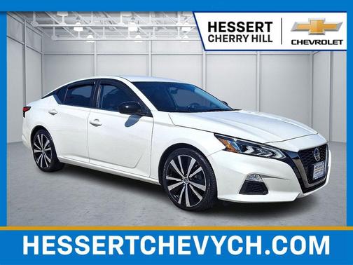 2020 Nissan Altima SR FWD
